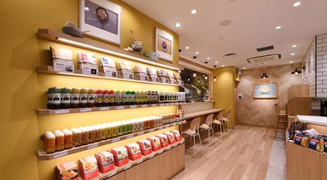 バウハウス丸栄の店舗デザイン施工例