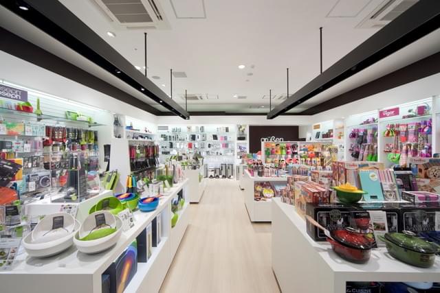 デフデザインオフィスの店舗デザイン施工例