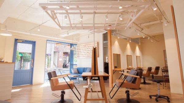 居抜き物件の店舗デザイン事例