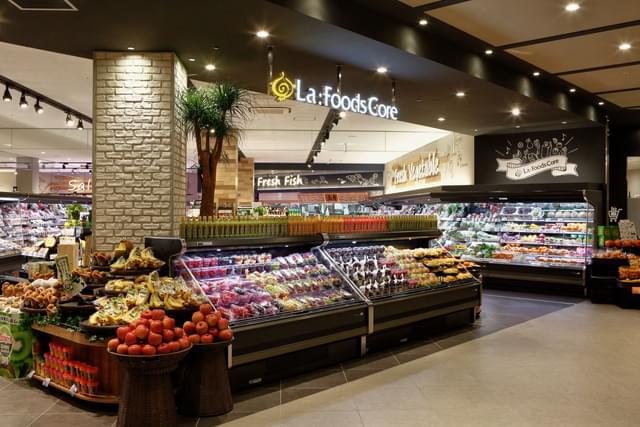 スーパーマーケットの店舗デザイン事例